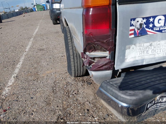 1993 Nissan Truck King Cab Se მანქანა იყიდება აუქციონზე, vin: 1N6HD16S0PC341880, აუქციონის ნომერი: 46312067