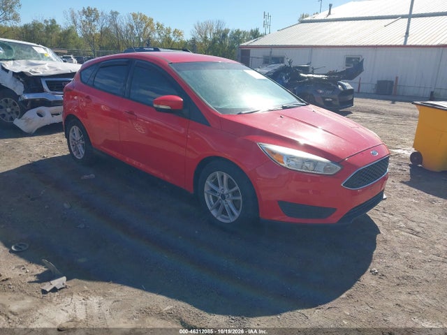 46312085 :رقم المزاد ، 1FADP3K25HL233014 vin ، 2017 Ford Focus Se مزاد بيع