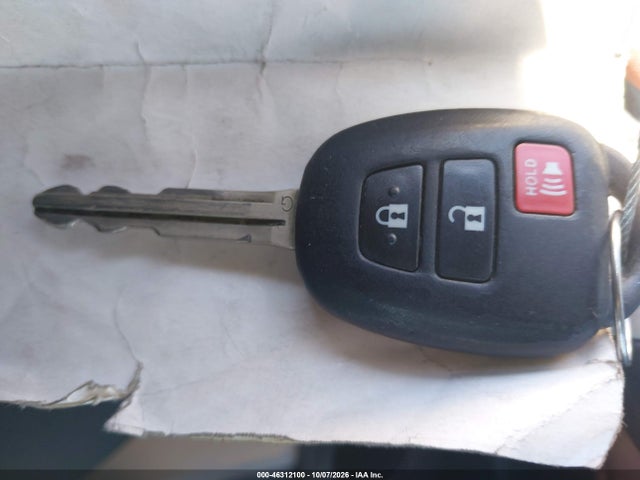 Toyota Prius C Two 2014 JTDKDTB33E1562496 Image 11