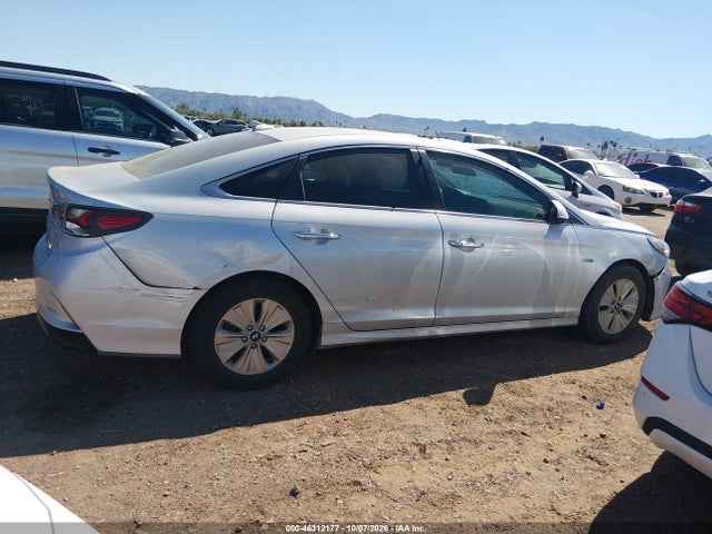 2019 Hyundai Sonata Hybrid Se მანქანა იყიდება აუქციონზე, vin: KMHE24L36KA084539, აუქციონის ნომერი: 46312177