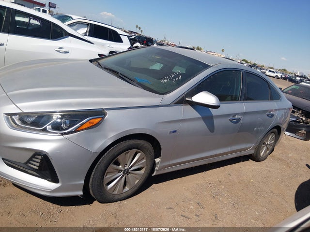 2019 Hyundai Sonata Hybrid Se მანქანა იყიდება აუქციონზე, vin: KMHE24L36KA084539, აუქციონის ნომერი: 46312177