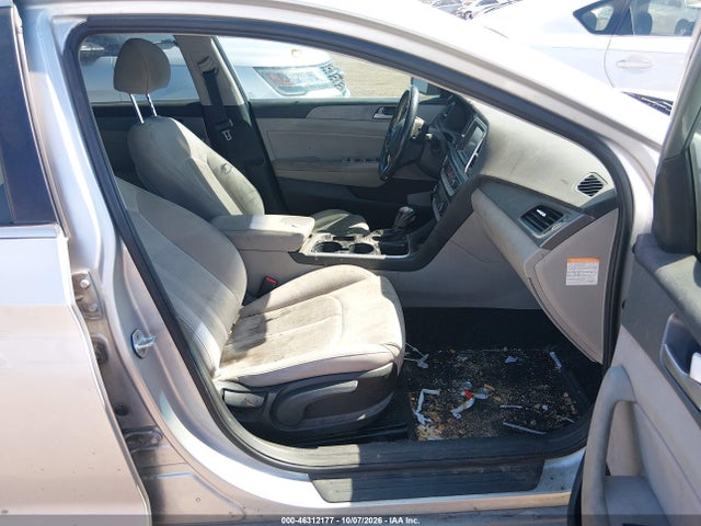 2019 Hyundai Sonata Hybrid Se მანქანა იყიდება აუქციონზე, vin: KMHE24L36KA084539, აუქციონის ნომერი: 46312177