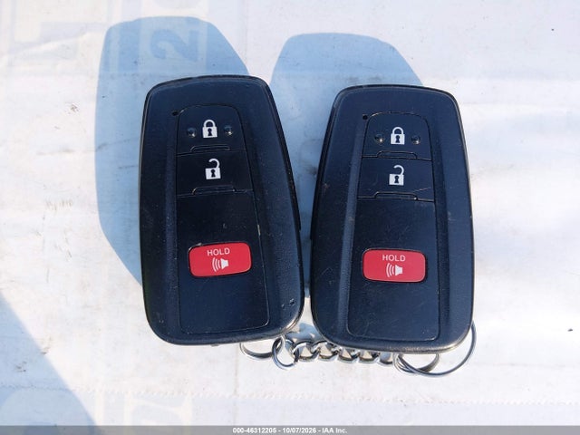 Toyota Prius Three 2018 JTDKARFU4J3549981 Image 11