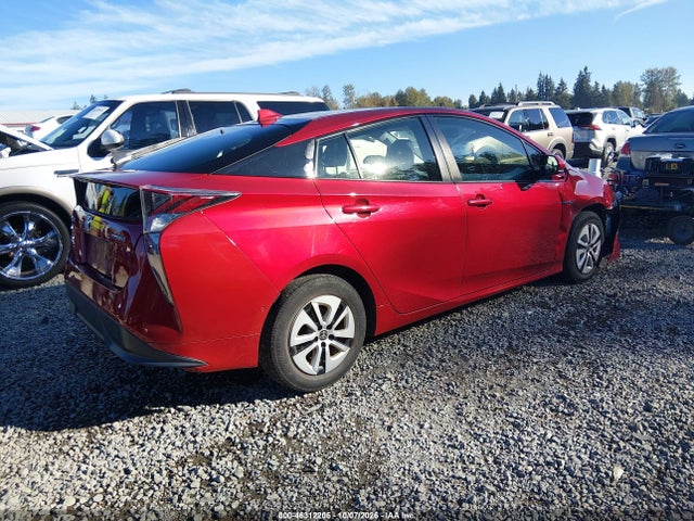 Toyota Prius Three 2018 JTDKARFU4J3549981 Image 4