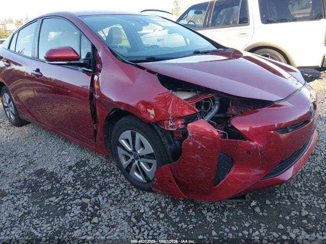 Toyota Prius Three 2018 JTDKARFU4J3549981 Image 6