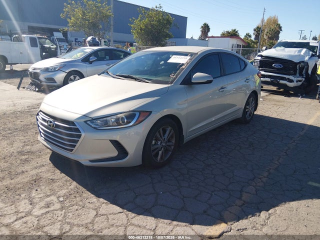 Hyundai ELANTRA SE 2017 5NPD84LF7HH075584 Image 2