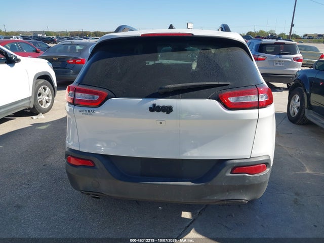 2016 Jeep Cherokee Altitude მანქანა იყიდება აუქციონზე, vin: 1C4PJLCB8GW158734, აუქციონის ნომერი: 46312219