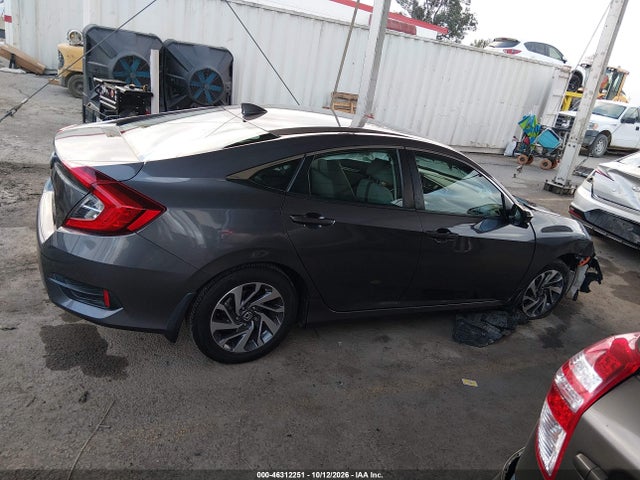 Продаж на аукціоні авто 2018 Honda Civic Ex, vin: 2HGFC2F71JH531417, номер лоту: 46312251