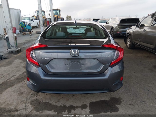 Продаж на аукціоні авто 2018 Honda Civic Ex, vin: 2HGFC2F71JH531417, номер лоту: 46312251