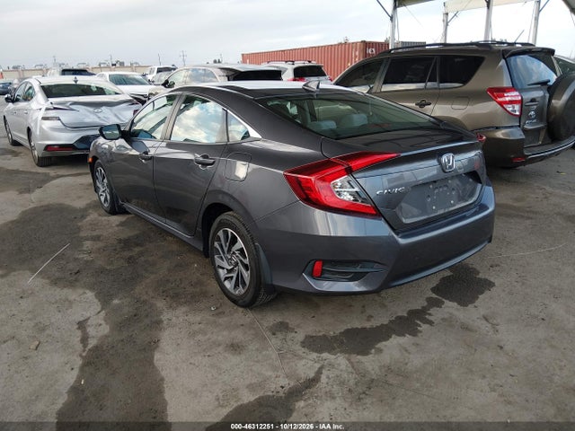 Продаж на аукціоні авто 2018 Honda Civic Ex, vin: 2HGFC2F71JH531417, номер лоту: 46312251