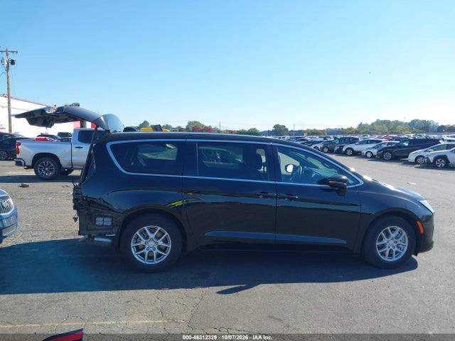 Продажа на аукционе авто 2027 Chrysler Pacifica, vin: 2C4RC1BGXVR576142, номер лота: 46312329