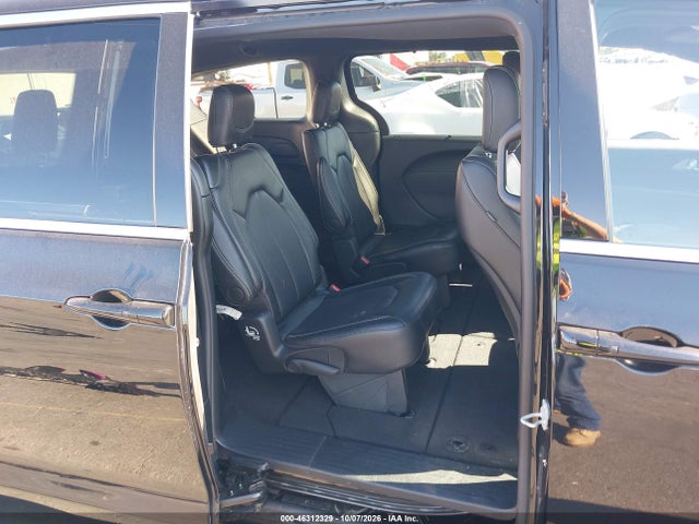 Продажа на аукционе авто 2027 Chrysler Pacifica, vin: 2C4RC1BGXVR576142, номер лота: 46312329
