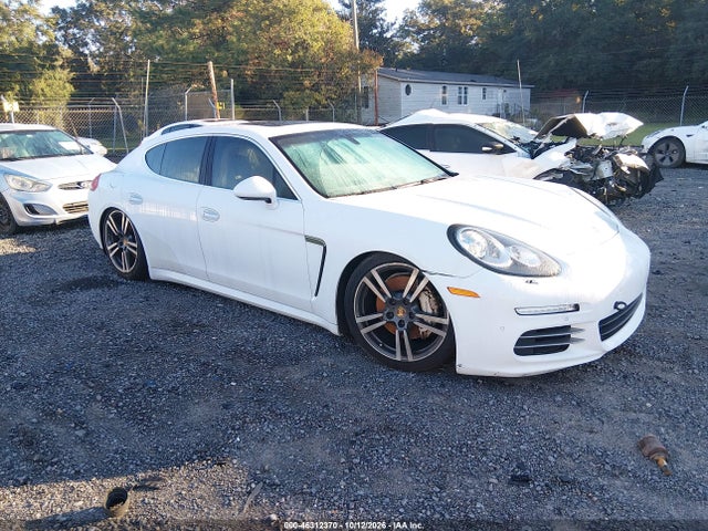 46312370 :رقم المزاد ، WP0AB2A75FL050714 vin ، 2015 Porsche Panamera 4s/s مزاد بيع