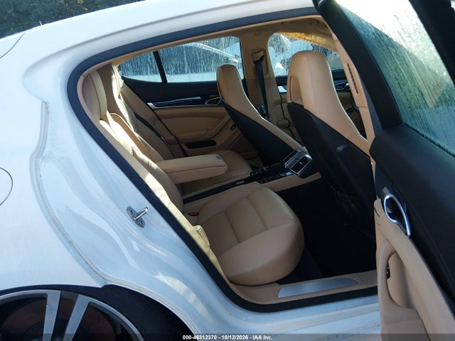 2015 Porsche Panamera 4s/s მანქანა იყიდება აუქციონზე, vin: WP0AB2A75FL050714, აუქციონის ნომერი: 46312370