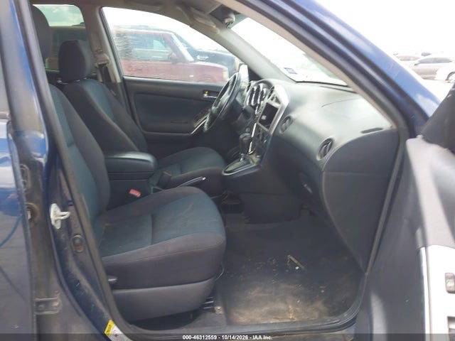 46312559 :رقم المزاد ، 2T1KR30E46C575597 vin ، 2006 Toyota Matrix Xr مزاد بيع
