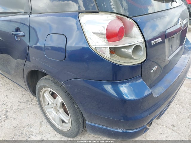 46312559 :رقم المزاد ، 2T1KR30E46C575597 vin ، 2006 Toyota Matrix Xr مزاد بيع