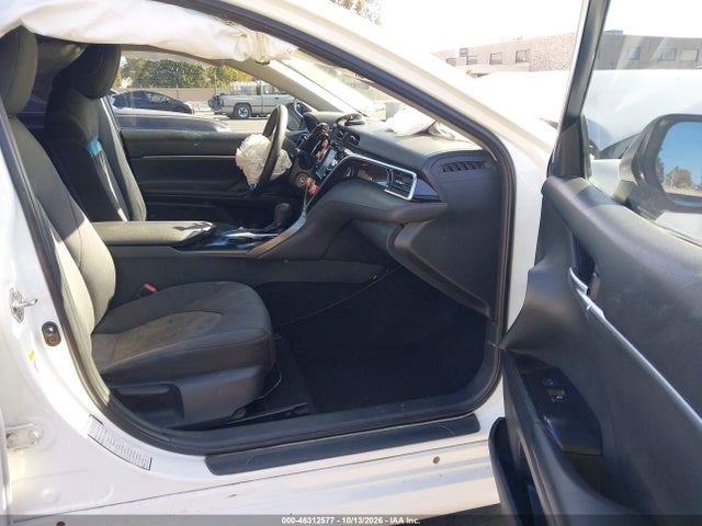 4T1B11HK1JU563839 Toyota CAMRY LE