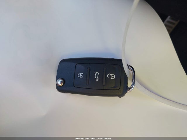 46312583 :رقم المزاد ، 3VW5A7AJXCM381759 vin ، 2012 Volkswagen Jetta Gli Autobahn مزاد بيع