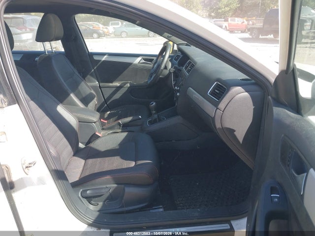 46312583 :رقم المزاد ، 3VW5A7AJXCM381759 vin ، 2012 Volkswagen Jetta Gli Autobahn مزاد بيع