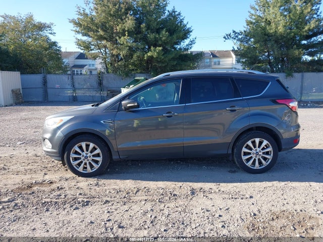46312723 :رقم المزاد ، 1FMCU9J92HUD95608 vin ، 2017 Ford Escape Titanium مزاد بيع