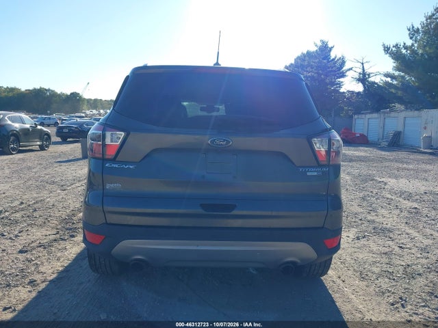 46312723 :رقم المزاد ، 1FMCU9J92HUD95608 vin ، 2017 Ford Escape Titanium مزاد بيع