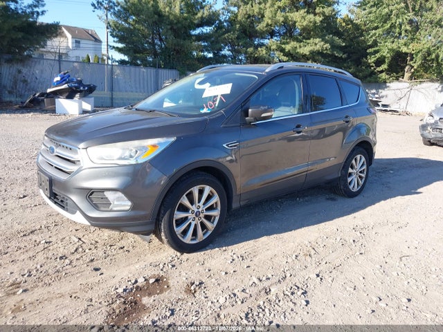 46312723 :رقم المزاد ، 1FMCU9J92HUD95608 vin ، 2017 Ford Escape Titanium مزاد بيع