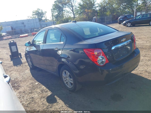 Продажа на аукционе авто 2015 Chevrolet Sonic Lt Auto, vin: 1G1JC5SH0F4186211, номер лота: 46312771