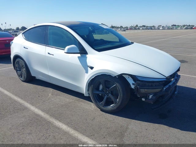 Tesla Model Y All-wheel Drive/long Range Launch Series/premium All-wheel Drive 2026 7SAYGDEE2TF545152 главное изображение