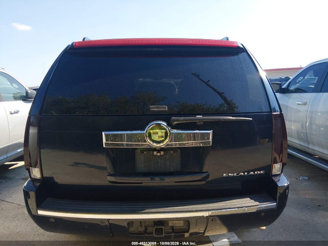 2008 Cadillac Escalade Standard მანქანა იყიდება აუქციონზე, vin: 1GYEC638X8R197049, აუქციონის ნომერი: 46313069
