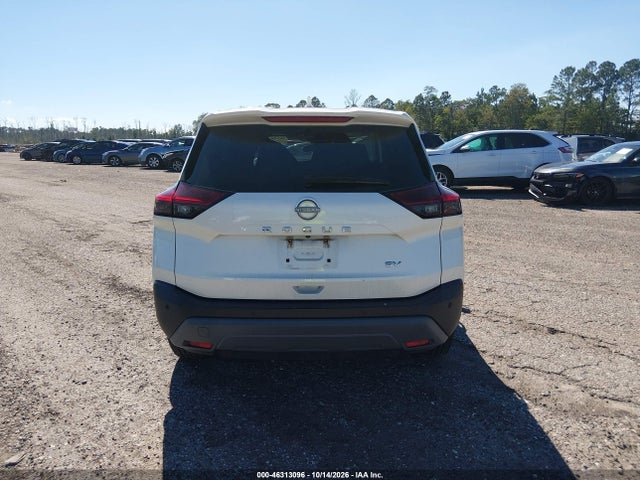 46313096 :رقم المزاد ، 5N1BT3BA0PC798883 vin ، 2023 Nissan Rogue Sv Fwd مزاد بيع