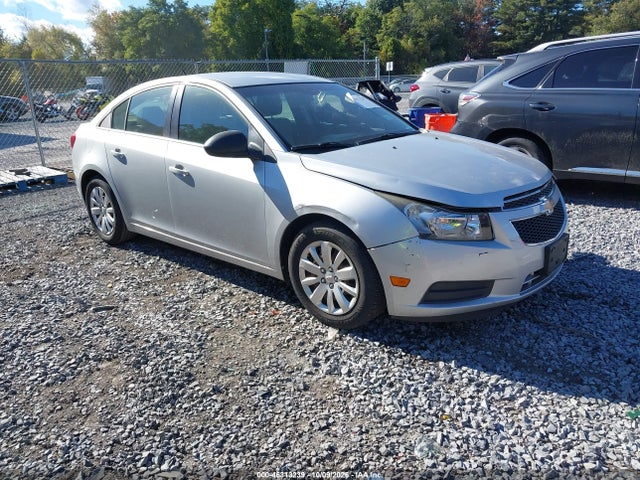 46313239 :رقم المزاد ، 1G1PD5SH2B7305022 vin ، 2011 Chevrolet Cruze Ls مزاد بيع
