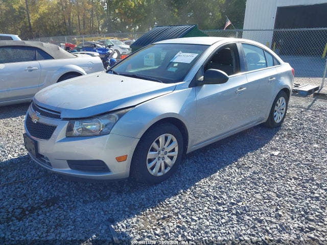 46313239 :رقم المزاد ، 1G1PD5SH2B7305022 vin ، 2011 Chevrolet Cruze Ls مزاد بيع