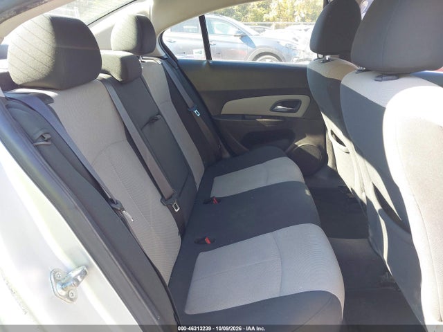 46313239 :رقم المزاد ، 1G1PD5SH2B7305022 vin ، 2011 Chevrolet Cruze Ls مزاد بيع
