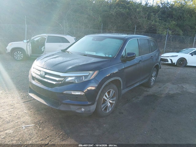 Продаж на аукціоні авто 2017 Honda Pilot Ex-l, vin: 5FNYF5H62HB010890, номер лоту: 46313347