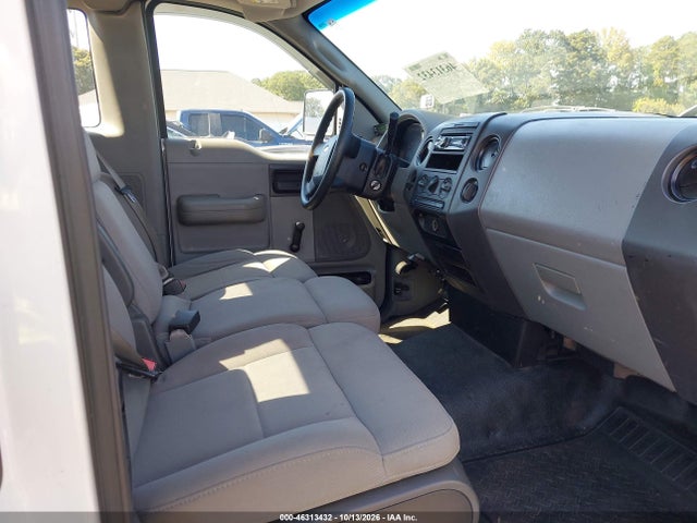 46313432 :رقم المزاد ، 1FTRF12W36KD59692 vin ، 2006 Ford F-150 Stx/xl/xlt مزاد بيع