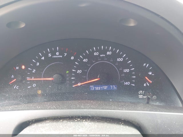 46313520 :رقم المزاد ، 4T1BF3EK5BU770060 vin ، 2011 Toyota Camry Le مزاد بيع