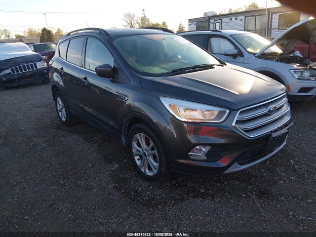 Продажа на аукционе авто 2018 Ford Escape Se, vin: 1FMCU0GD8JUD06475, номер лота: 46313522