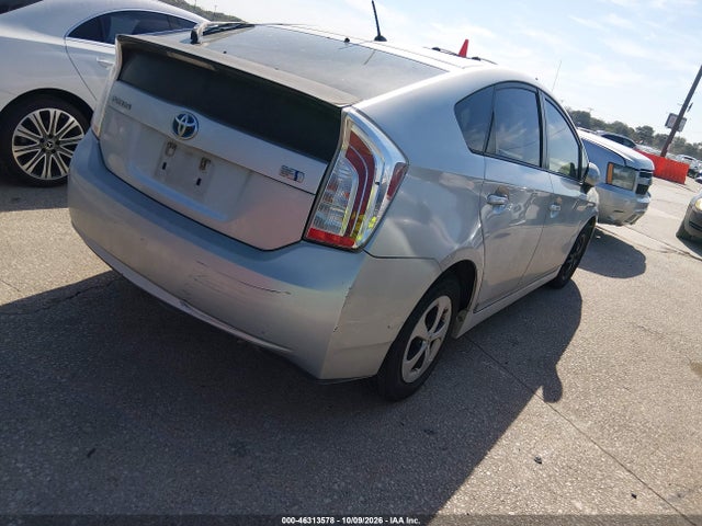 2013 Toyota Prius Two მანქანა იყიდება აუქციონზე, vin: JTDKN3DU8D5581328, აუქციონის ნომერი: 46313578
