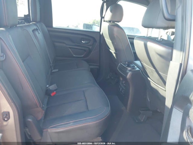46313594 :رقم المزاد ، 1N6AA1ED8MN517474 vin ، 2021 Nissan Titan Pro-4x 4x4 مزاد بيع