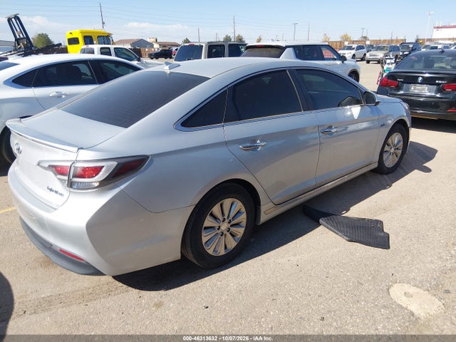 Aukcja sprzedaży 2017 Hyundai Sonata Hybrid Se, vin: KMHE24L38HA063040, numer aukcji: 46313632