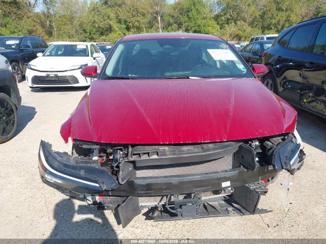 2025 Hyundai Elantra Limited მანქანა იყიდება აუქციონზე, vin: KMHLP4DGXSU992565, აუქციონის ნომერი: 46313660