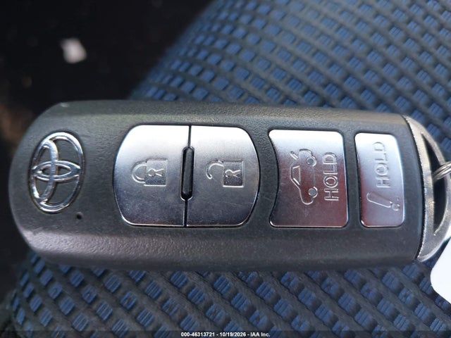Aukcja sprzedaży 2017 Toyota Yaris Ia, vin: 3MYDLBYV5HY195276, numer aukcji: 46313721
