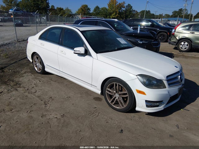 Auction sale of the 2013 Mercedes-benz C 250 Sport, vin: WDDGF4HB4DR299915, lot number: 46313901