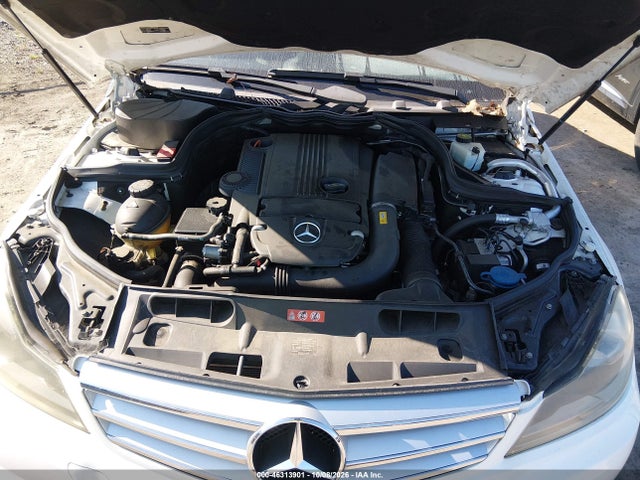 Продаж на аукціоні авто 2013 Mercedes-benz C 250 Sport, vin: WDDGF4HB4DR299915, номер лоту: 46313901