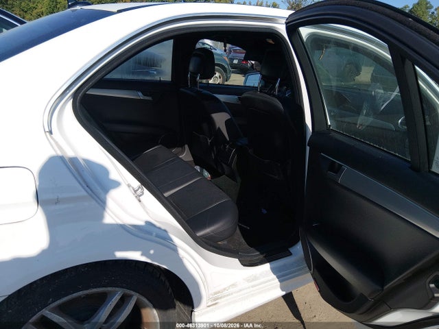 Продаж на аукціоні авто 2013 Mercedes-benz C 250 Sport, vin: WDDGF4HB4DR299915, номер лоту: 46313901