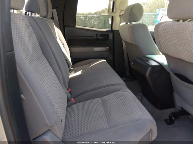 46313970 :رقم المزاد ، 5TFUY5F16AX135323 vin ، 2010 Toyota Tundra Grade 5.7l V8 مزاد بيع