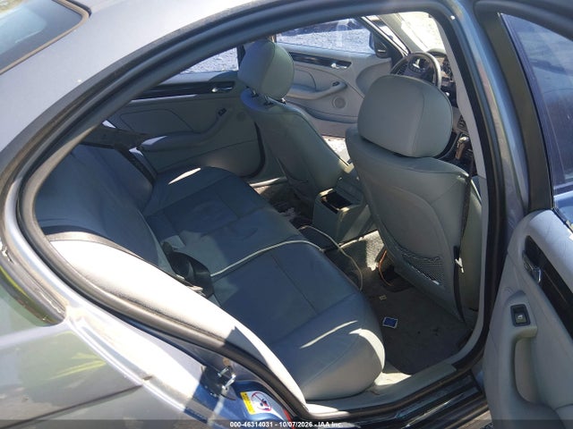 46314031 :رقم المزاد ، WBAEW53422PG16034 vin ، 2002 Bmw 330xi مزاد بيع
