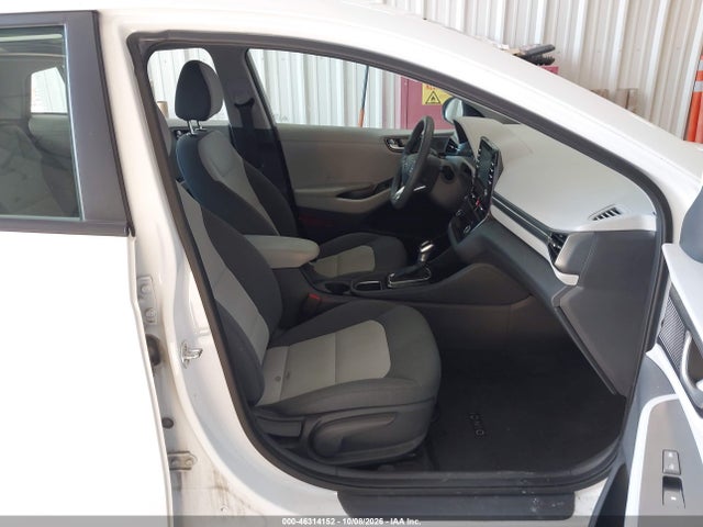 Продаж на аукціоні авто 2020 Hyundai Ioniq Hybrid Blue, vin: KMHC65LC2LU233353, номер лоту: 46314152