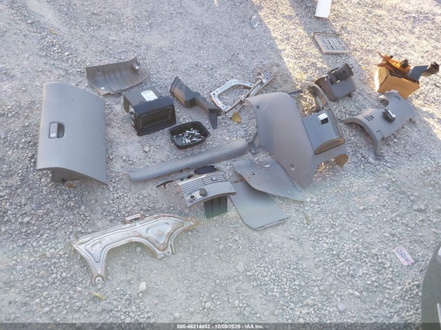 46314452 :رقم المزاد ، 5TDBK22C68S010157 vin ، 2008 Toyota Sienna Limited مزاد بيع