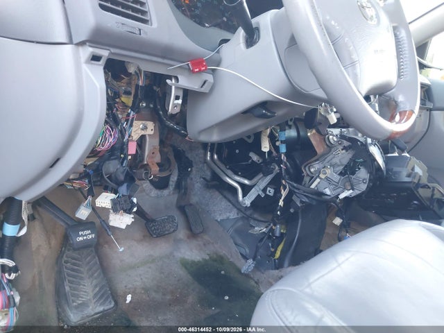 46314452 :رقم المزاد ، 5TDBK22C68S010157 vin ، 2008 Toyota Sienna Limited مزاد بيع